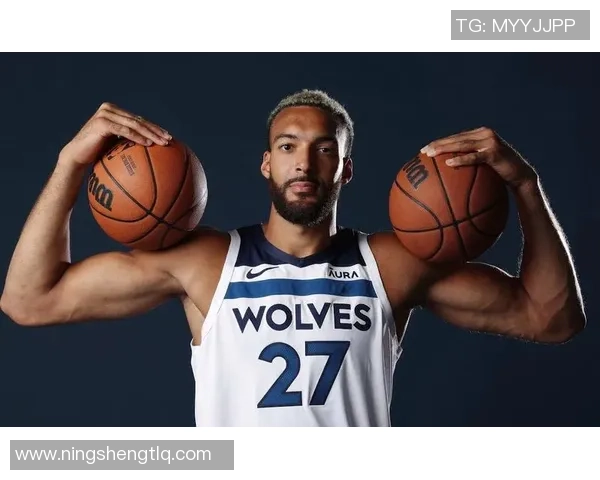 鲁迪戈贝尔在NBA的辉煌历程与防守之王的传奇故事 鲁迪戈贝尔在NBA的辉煌历程与防守之王的传奇故事